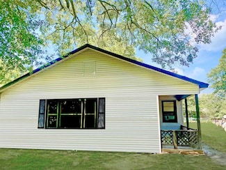 1113 Railroad St, Silsbee, TX 77656