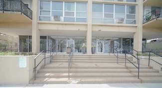 6730 S South Shore Dr Unit 406, Chicago, IL 60649
