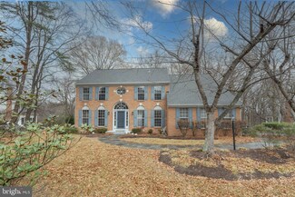 8107 Hollygate Dr, Glenn Dale, MD 20769