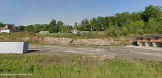 306 W Main St, Dalton, PA 18414