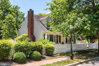 122 W Chestnut St, Saint Michaels, MD 21663