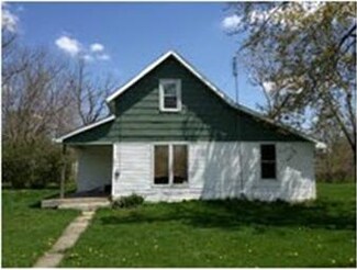 107 S 1st St, Oakwood, OH 45873