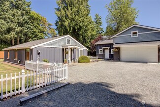 2956 72nd Ave SE, Mercer Island, WA 98040