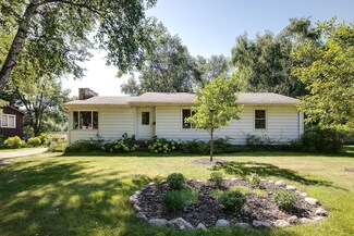 515 Ashland St N, Cambridge, MN 55008