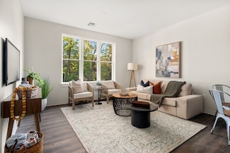 29 Wall St Unit 315, Foxboro, MA 02035
