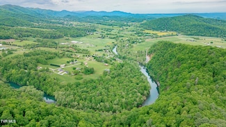 394 Bishop Hollow Rd, Elizabethton, TN 37643