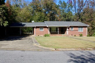 2102 Haggins St, Tuskegee Institute, AL 36088