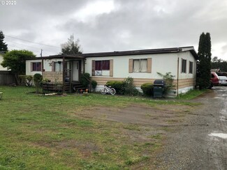 357 N 8th St, Lakeside, OR 97449