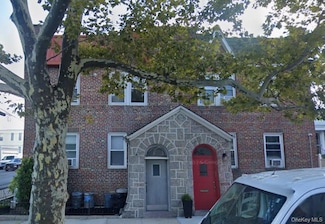 79-80 77th Rd, Ridgewood, NY 11385