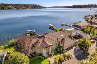 17765 Beach Dr NE, Lake Forest Park, WA 98155