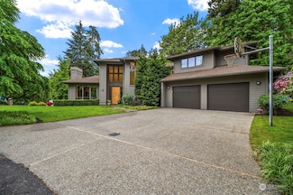 8889 SE 74th Place, Mercer Island, WA 98040