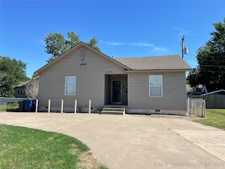 2836 E Admiral Blvd, Tulsa, OK 74110