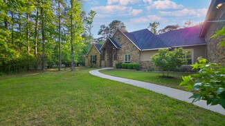 32705 Sunrise Dr, Magnolia, TX 77354