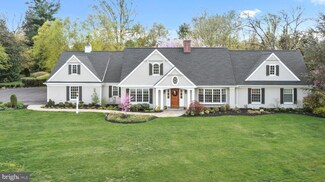 654 Andover Rd, Newtown Square, PA 19073