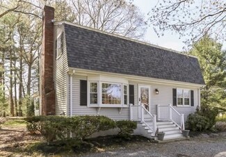 31 Winfield St, East Freetown, MA 02717