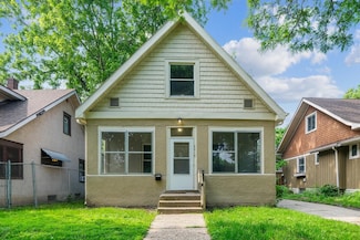 2619 23rd Ave N, Minneapolis, MN 55411