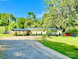 155 Delta Downs Ln, Salisbury, NC 28144