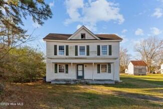 106 S Chestnut St, Oak City, NC 27857