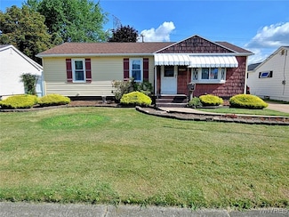 4270 Salem Dr, Buffalo, NY 14219