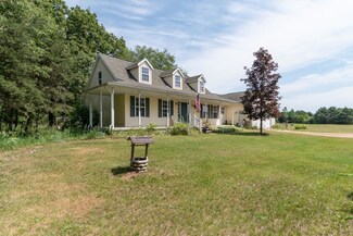 22910 44th Ave, Mattawan, MI 49071