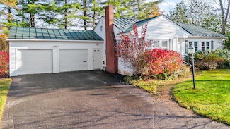 6 Noyes Ave, Waterville, ME 04901