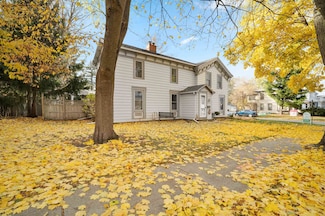 602 Newbury St, Ripon, WI 54971