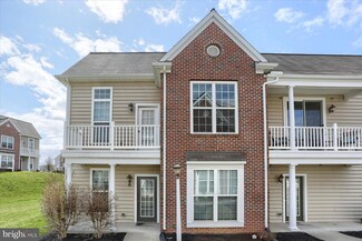 714 Whitetail Dr, Hummelstown, PA 17036