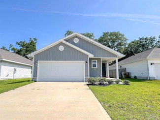 5257 Peach Dr, Pace, FL 32571