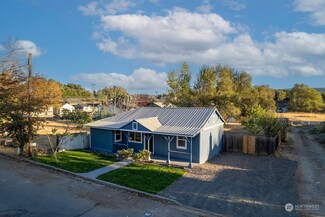 8208 E Cataldo Ave, Spokane Valley, WA 99212