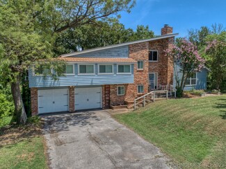 5621 S 33rd Ave W, Tulsa, OK 74107