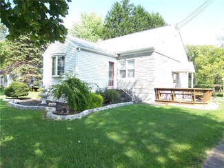 3273 Hosmer Rd, Gasport, NY 14067