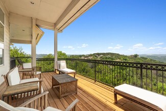 6801 Winterberry Dr, Austin, TX 78750