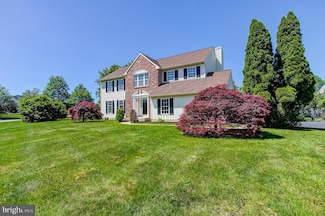 533 Rolling Glen Dr, Horsham, PA 19044