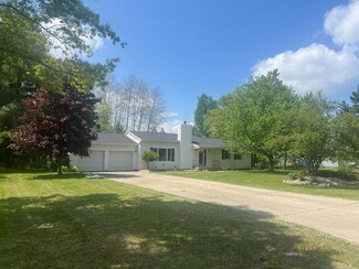 15853 Belmont St, Big Rapids, MI 49307