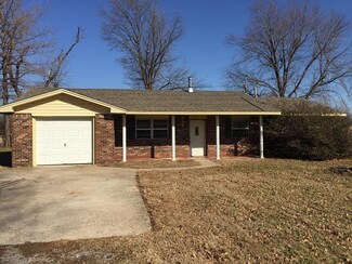 501 E Stewart St, Lexington, OK 73051