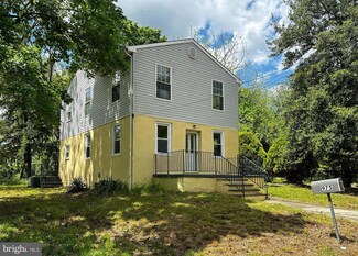 975 Savage Ave, Wenonah, NJ 08090