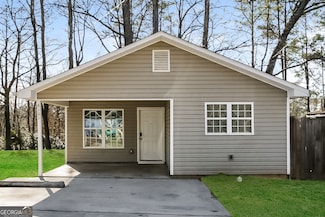 8161 Collier St SW, Covington, GA 30014