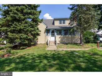 603 Grand Ave, Moorestown, NJ 08057