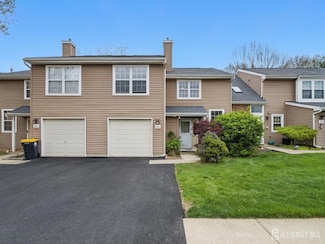 33 Avebury Place, Somerset, NJ 08873