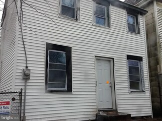 1209 N 25th St, Camden, NJ 08105