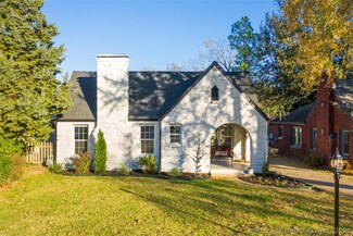 1211 S Knoxville Ave, Tulsa, OK 74112
