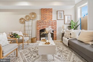 3234 Barclay St, Baltimore, MD 21218