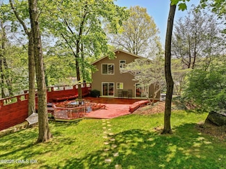 228 Pemberwick Rd, Greenwich, CT 06831