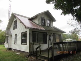 7204 N Detroit Rd, New Carlisle, IN 46552