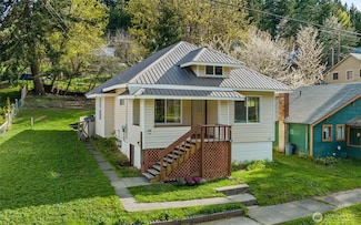 108 S 5th St, Roslyn, WA 98941