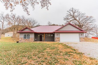21832 Kane Ave, Pacific Junction, IA 51561