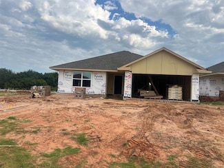 1751 SE 20th St, Newcastle, OK 73065