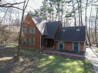 1176 N Saddlebrook Ct, Monticello, IN 47960