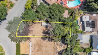 3128 N Mount Curve Ave, Altadena, CA 91001