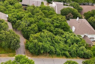 900 Crowley Rd, Arlington, TX 76012